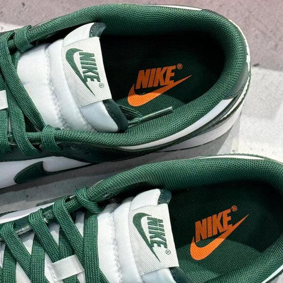 Nike Dunk Low Top Retro Varsity Green Women's - Picture 3 of 4
